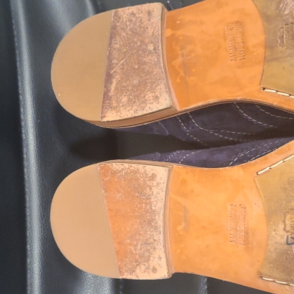 Johnston and Murphy unisex navy blue suede wingtip shoes - Picture 3 of 4